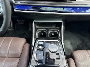 750e xDrive M Sport SkyLounge DA-Prof. PA-Prof.