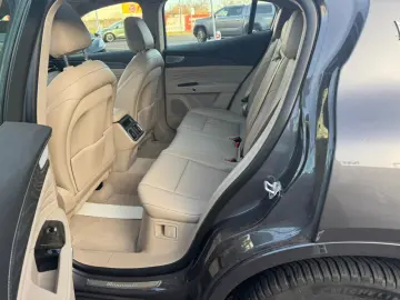 Grecale GT Pano Kam Acc Elekt Sitze