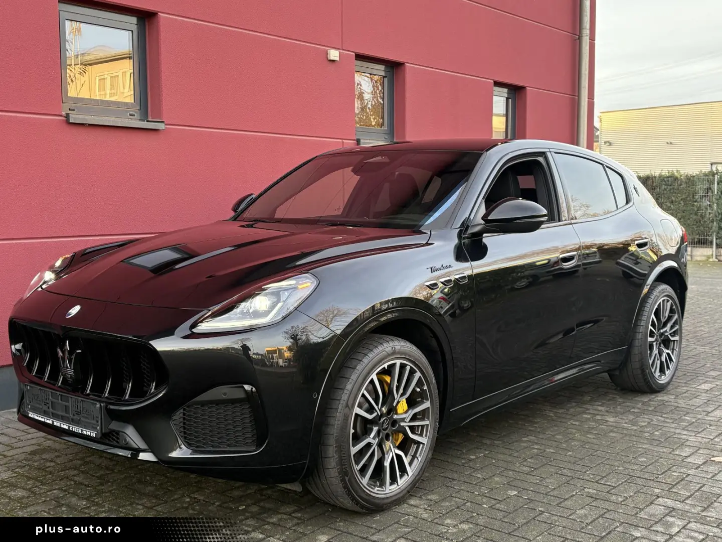 GRECALE MODENA AWD 330PS LEDER SKYHOOK 1HAND TOP