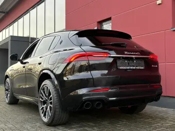 GRECALE MODENA AWD 330PS LEDER SKYHOOK 1HAND TOP