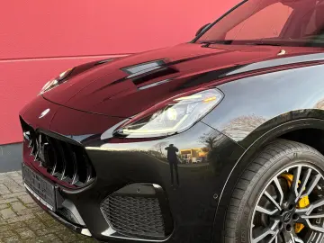 GRECALE MODENA AWD 330PS LEDER SKYHOOK 1HAND TOP