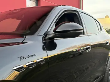 GRECALE MODENA AWD 330PS LEDER SKYHOOK 1HAND TOP