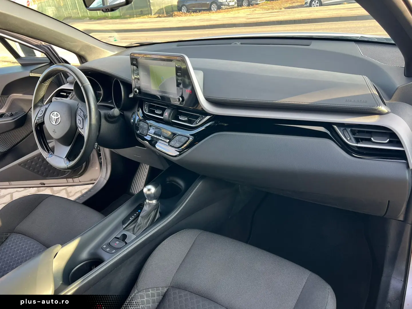 TOYOTA C-HR 1.8 HIBRID