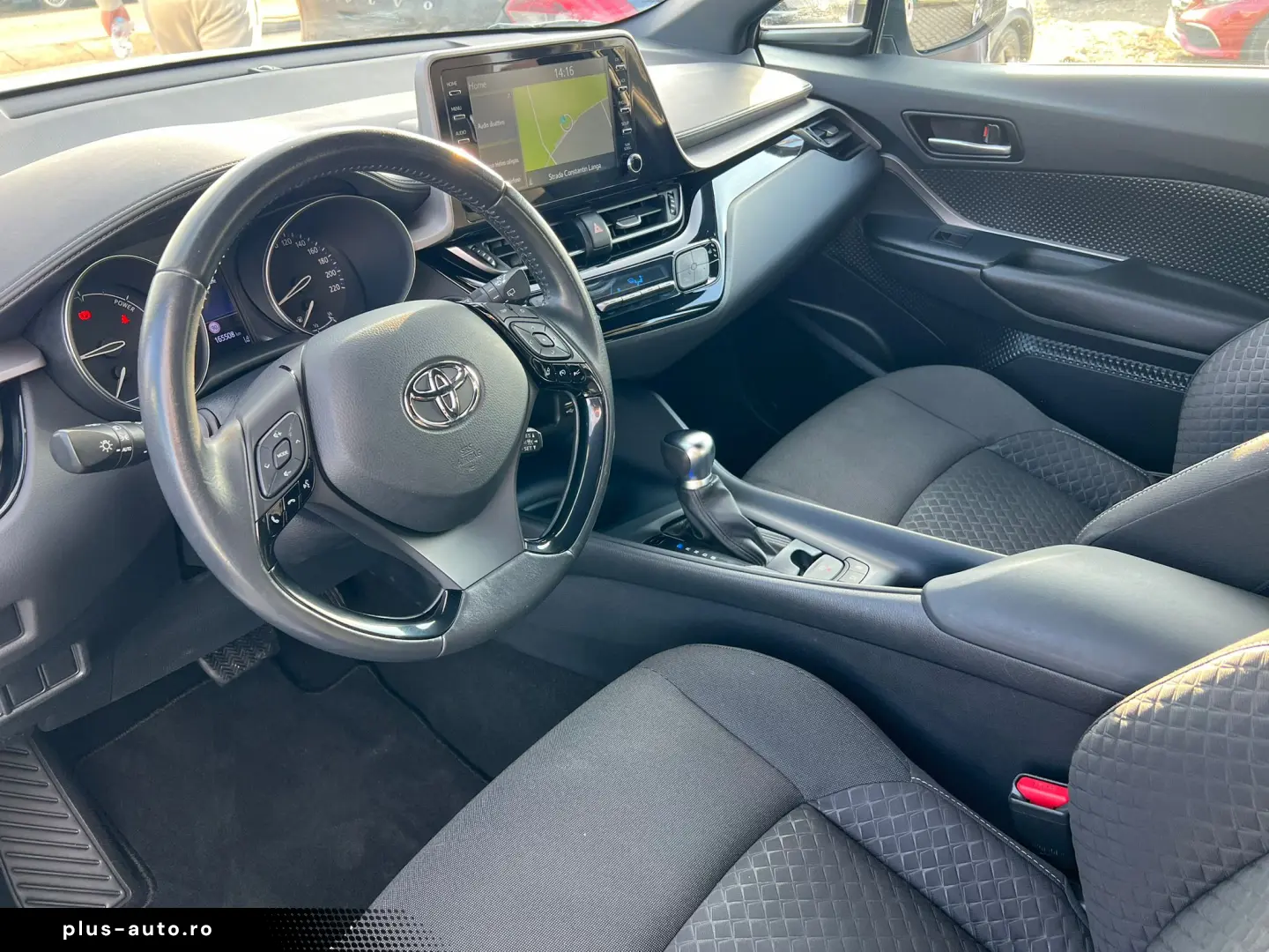 TOYOTA C-HR 1.8 HIBRID