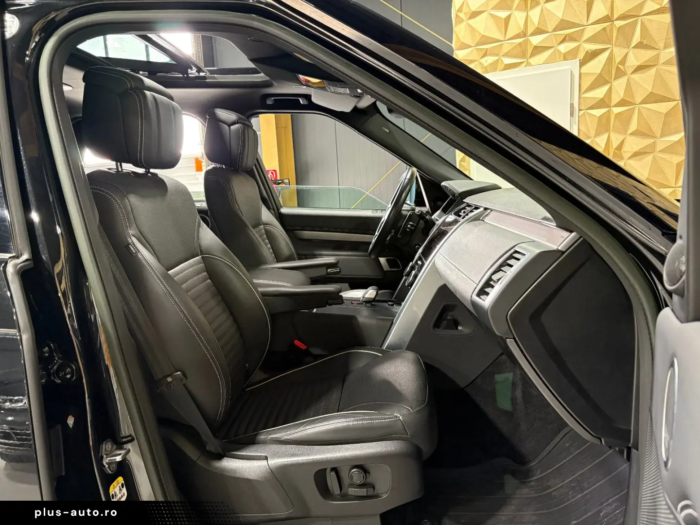 Discovery 5 R-Dynamic HSE D250 c AWD PANO MEMORY