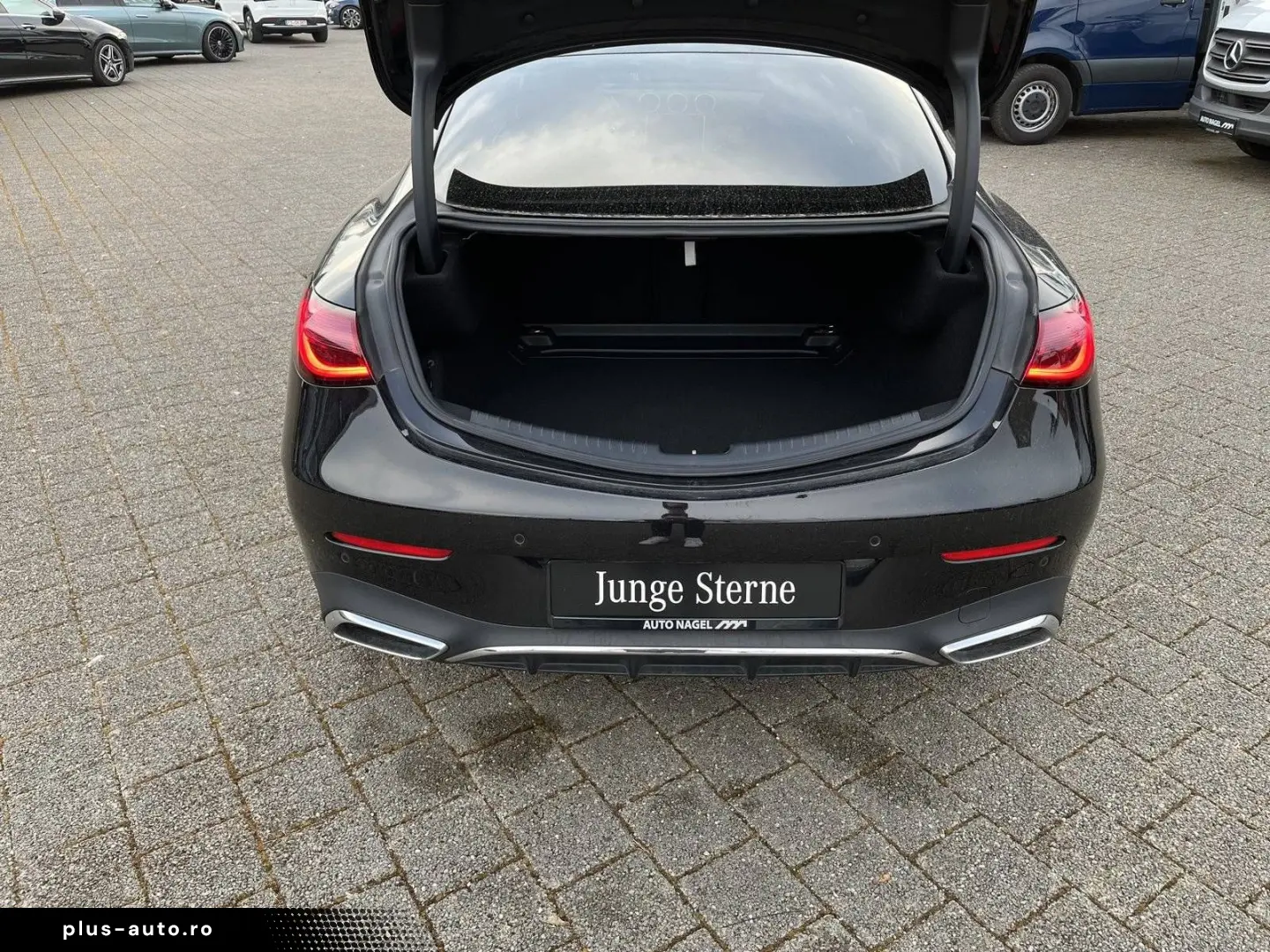 CLE 220 d AMG Line Advanced Plus AHK Pano uvm.