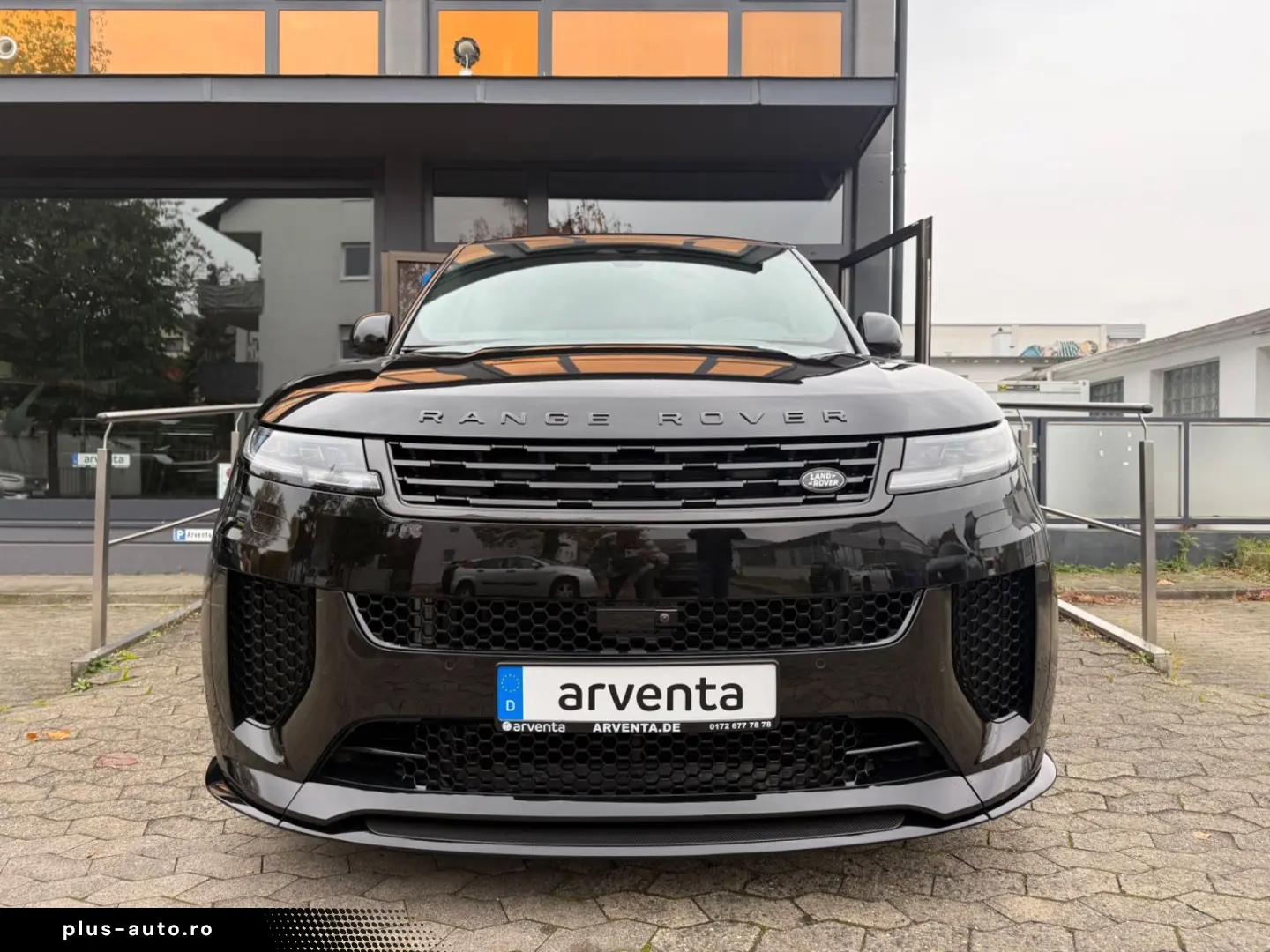 RANGE ROVER SPORT SV EDITION ONE VOLL CARBON