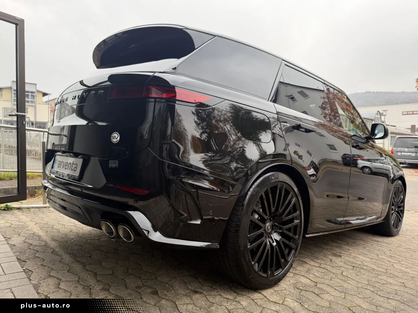 RANGE ROVER SPORT SV EDITION ONE VOLL CARBON