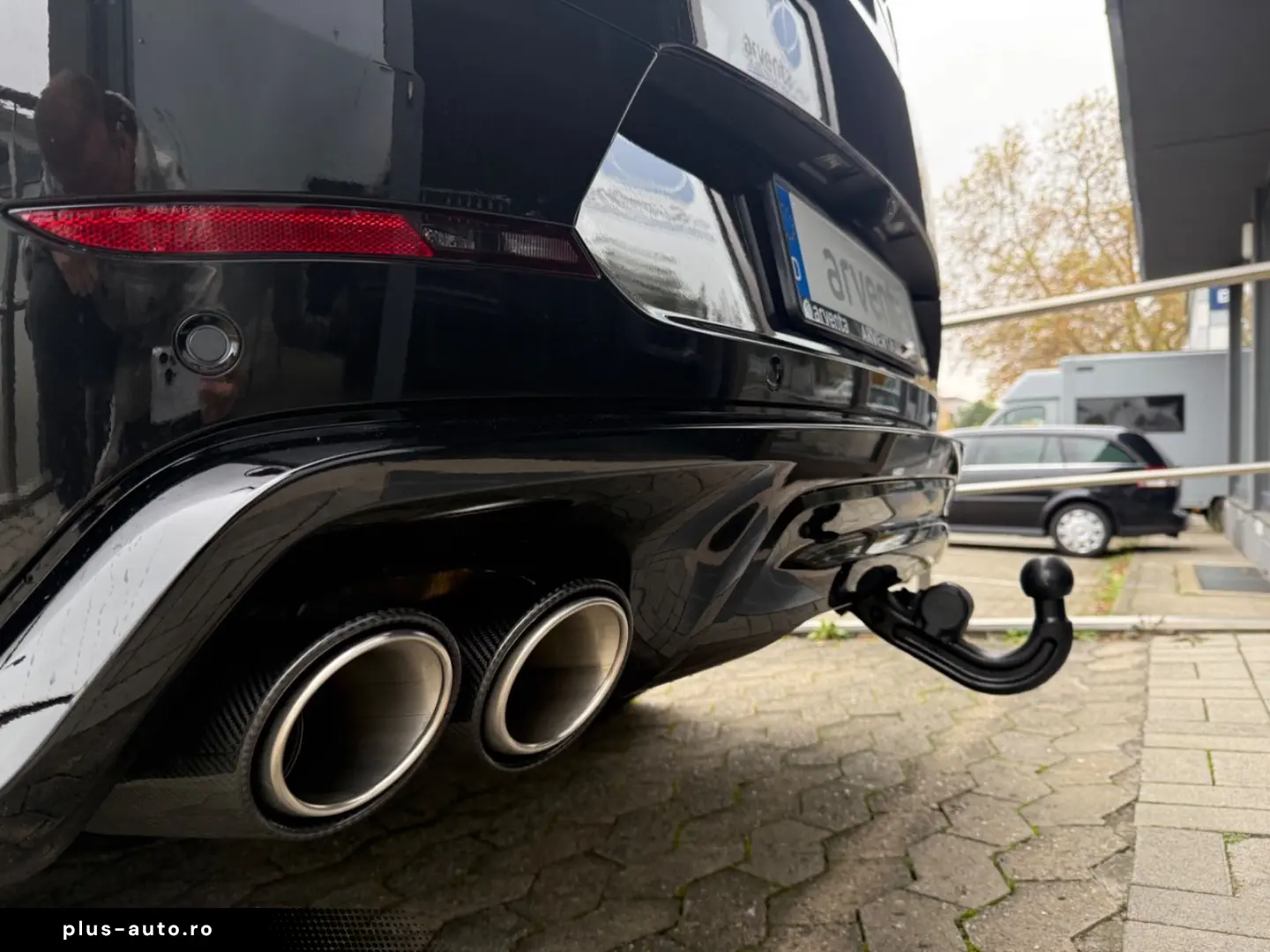 RANGE ROVER SPORT SV EDITION ONE VOLL CARBON