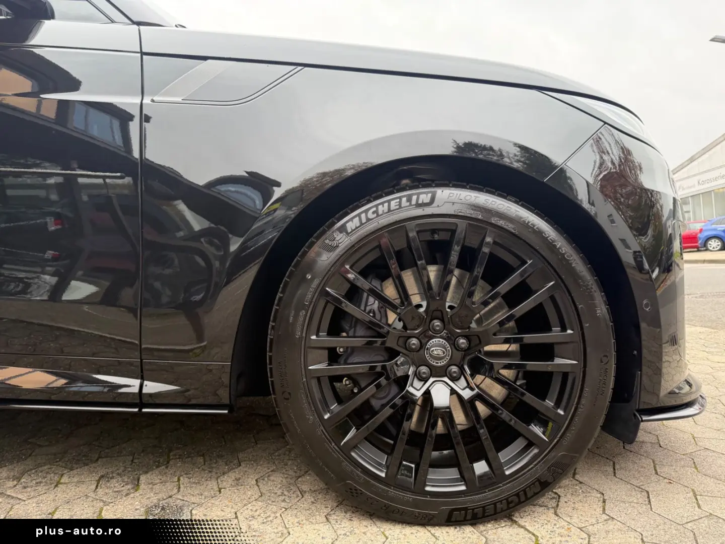RANGE ROVER SPORT SV EDITION ONE VOLL CARBON