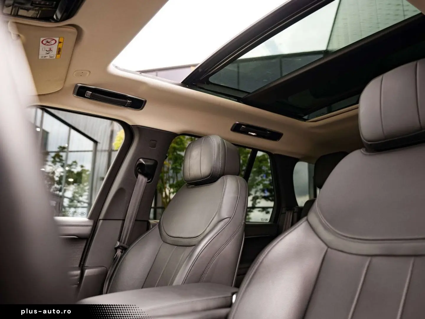 Range Rover P440e Hybrid HSE - Pano - Meridian -