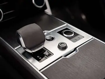 Range Rover P440e Hybrid HSE - Pano - Meridian -