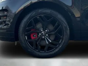 Range Rover Evoque P200 R-Dynamic SE BlackPack 2