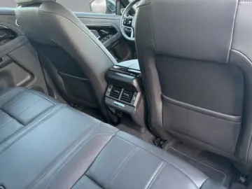 Range Rover Evoque P200 R-Dynamic SE BlackPack 2