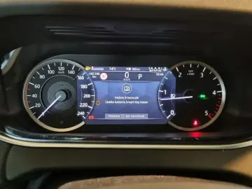 LAND ROVER RANGE ROVER EVOQUE 2.0 D204 MHEV SE A