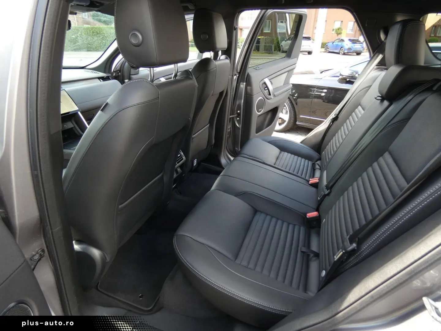 Discovery Sport Dynamic SE AWD Navi ACC AHK Lede