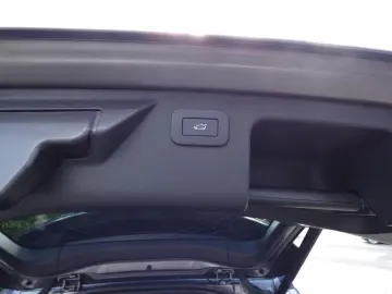 Discovery Sport Dynamic SE AWD Navi ACC AHK Lede