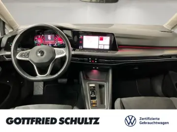 Golf VIII 1.4 TSI DSG eHybrid LED NAV ACC SHZ St