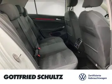 Golf VIII 1.4 TSI DSG eHybrid LED NAV ACC SHZ St