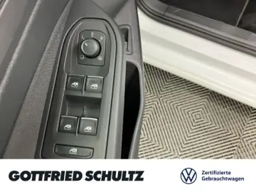 Golf VIII 1.4 TSI DSG eHybrid LED NAV ACC SHZ St