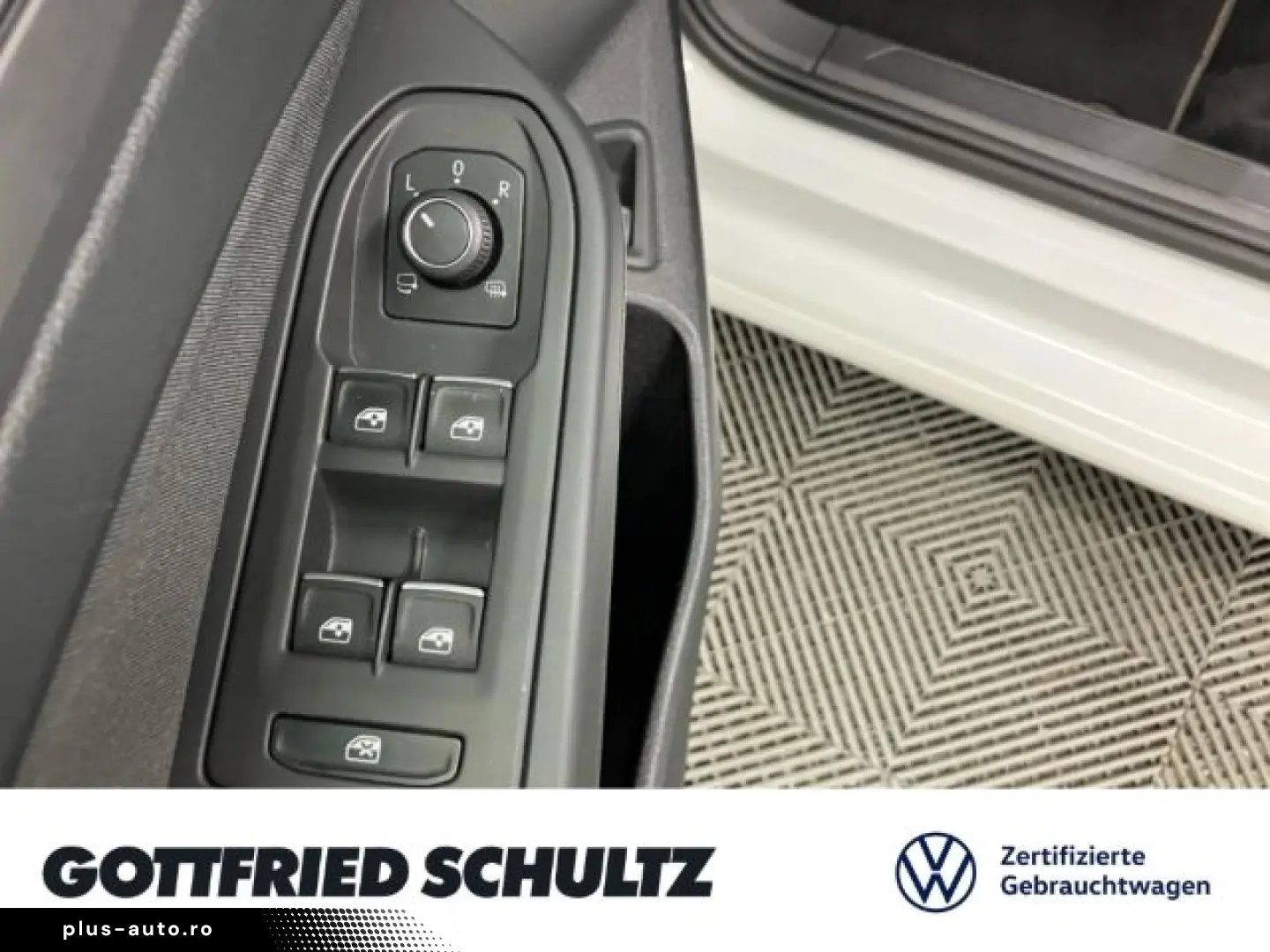 Golf VIII 1.4 TSI DSG eHybrid LED NAV ACC SHZ St