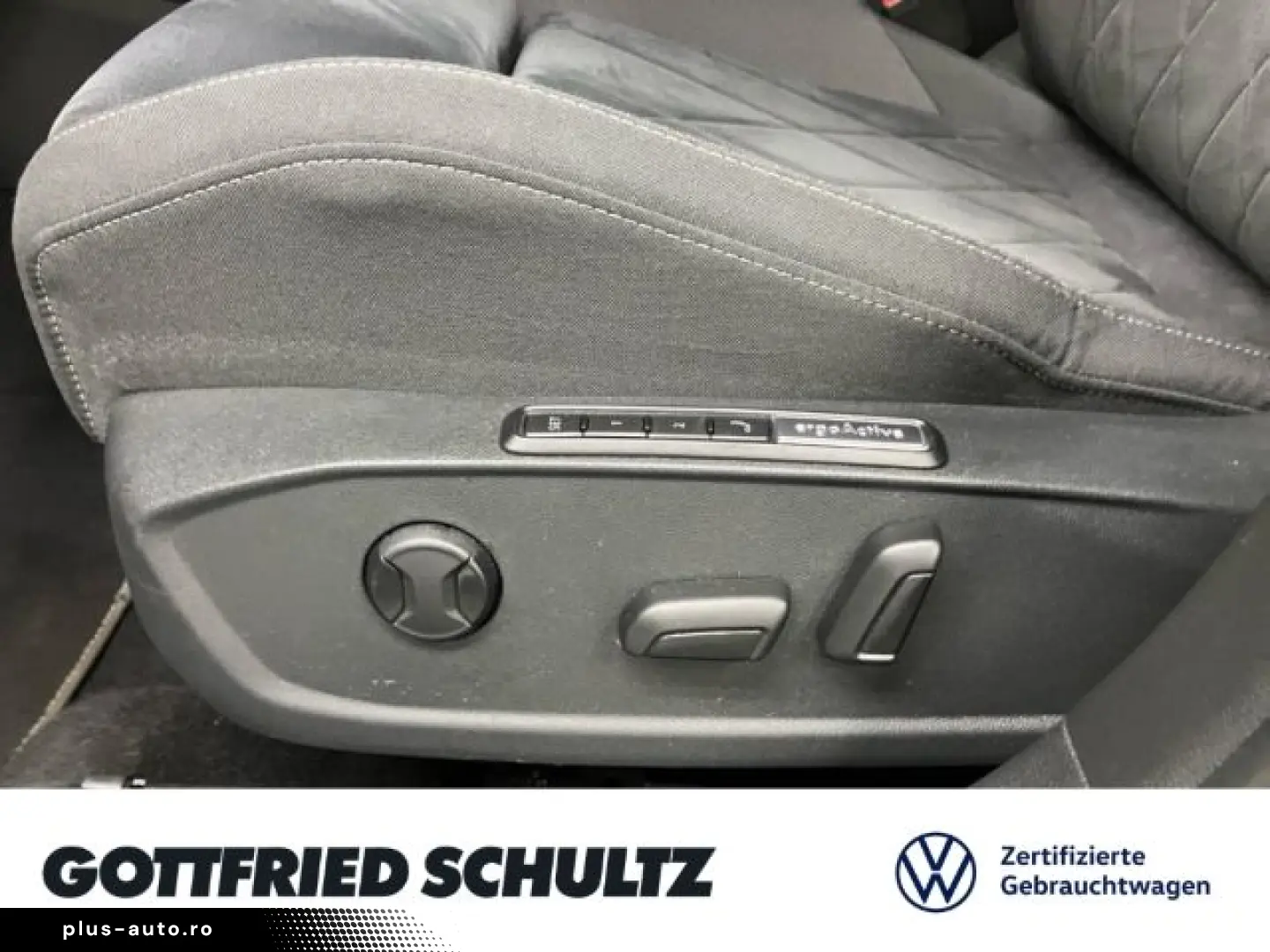 Golf VIII 1.4 TSI DSG eHybrid LED NAV ACC SHZ St