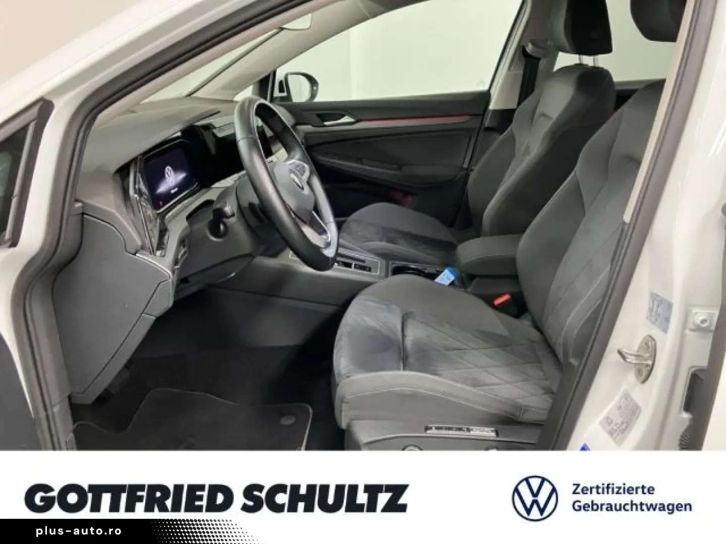 Golf VIII 1.4 TSI DSG eHybrid LED NAV ACC SHZ St