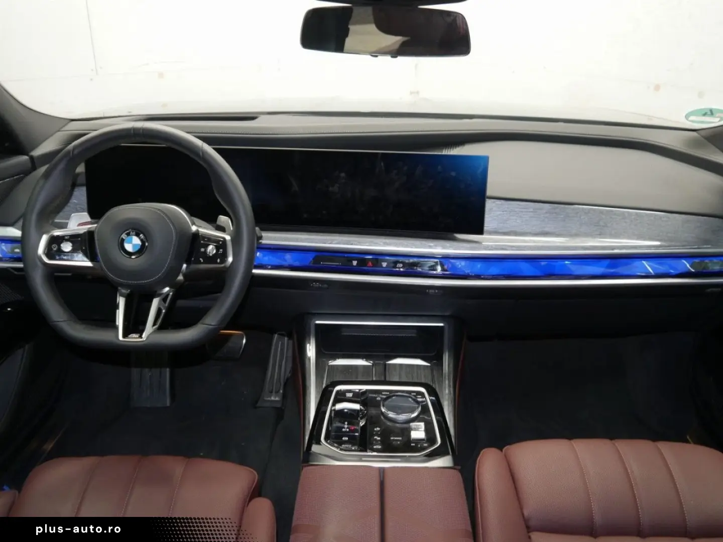 740d xDr ExecutiveLounge TV SoftClose Massage