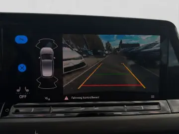 Golf 1.4 eHybrid STYLE LM18 NAVI KAMERA SITZH