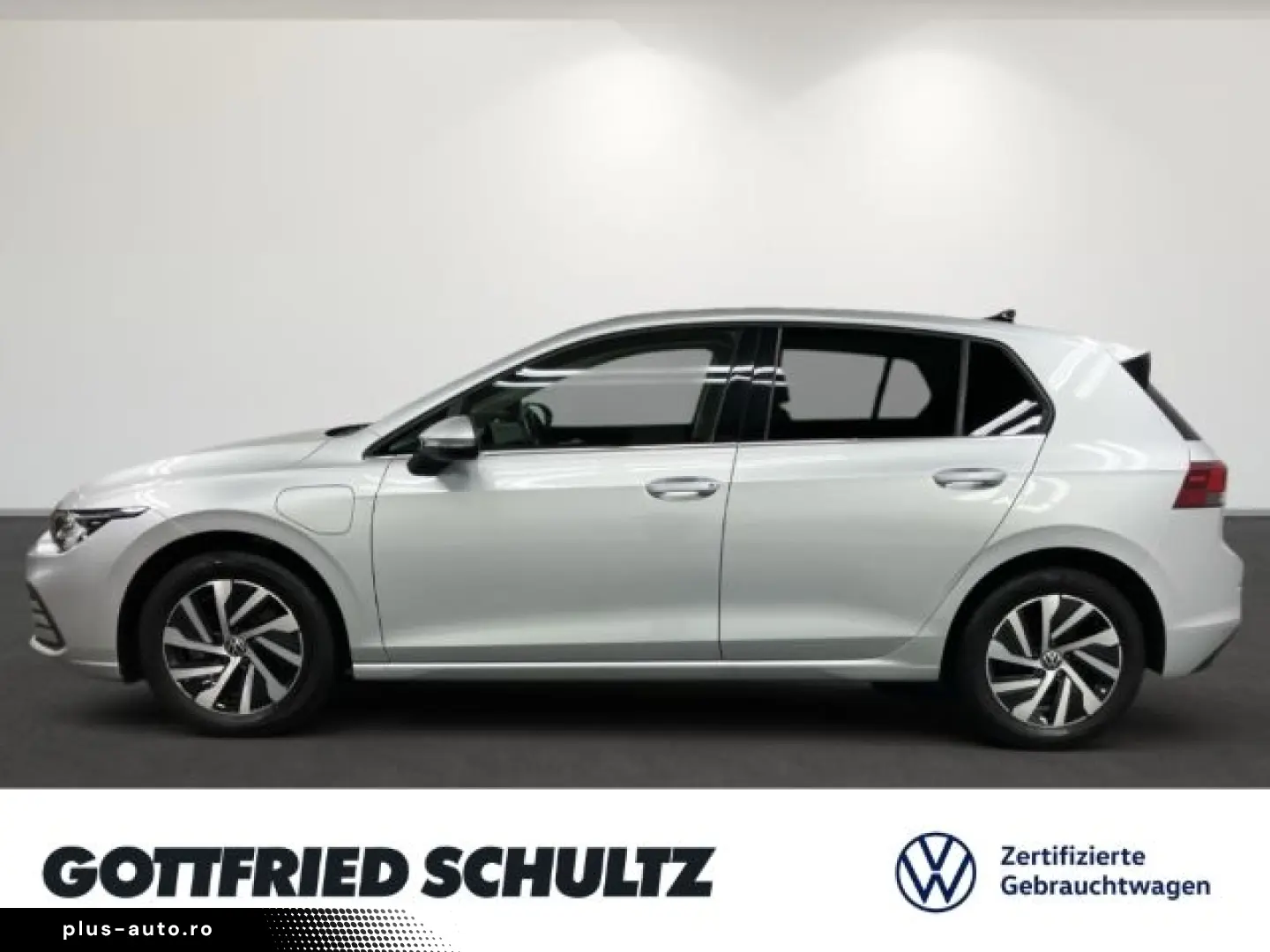 Golf VIII 1.4 TSI DSG eHybrid LED NAV AHK ACC St