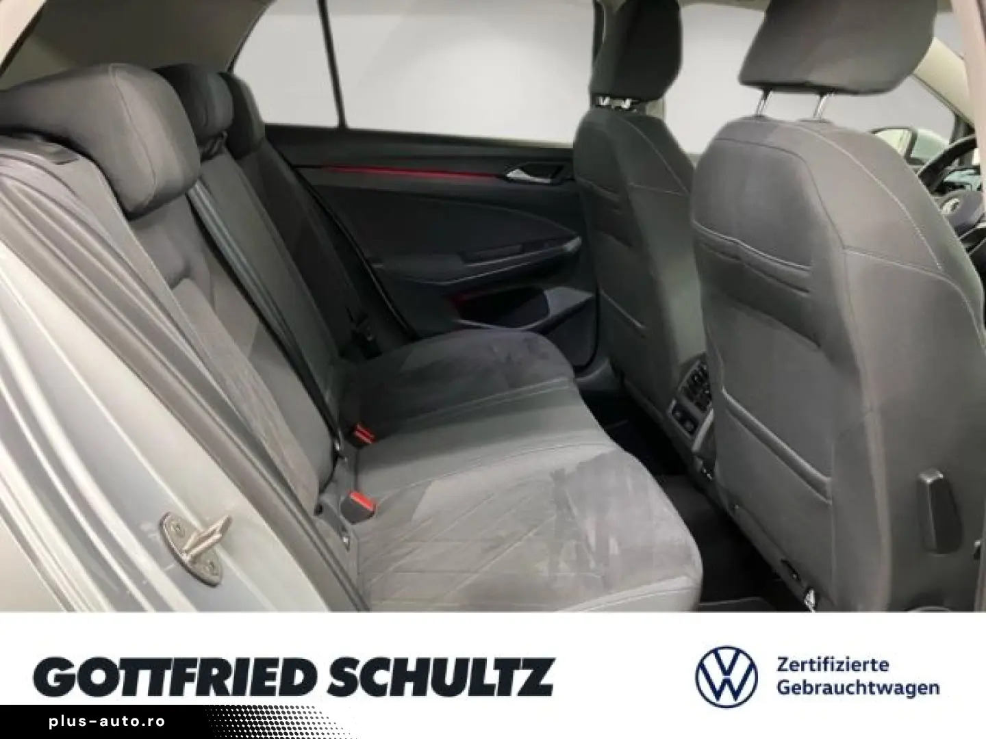 Golf VIII 1.4 TSI DSG eHybrid LED NAV AHK ACC St