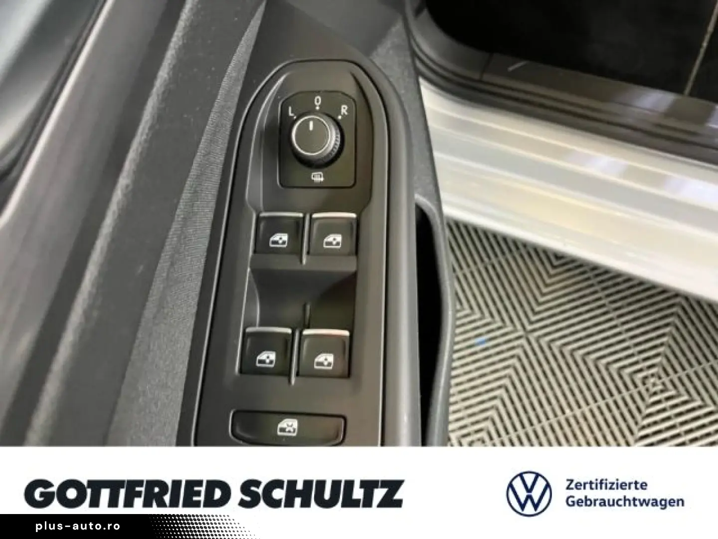 Golf VIII 1.4 TSI DSG eHybrid LED NAV AHK ACC St