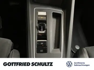 Golf VIII 1.4 TSI DSG eHybrid LED NAV AHK ACC St