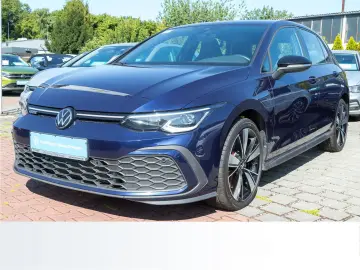 Golf GTE BLACK STYLE IQ.LIGHT DCC ACC NAVI LM18