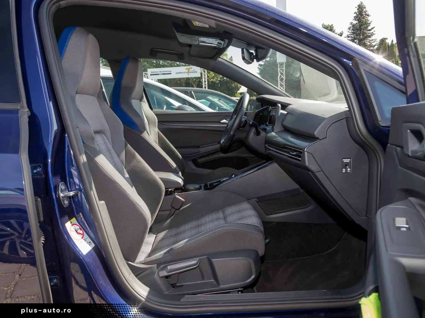 Golf GTE BLACK STYLE IQ.LIGHT DCC ACC NAVI LM18