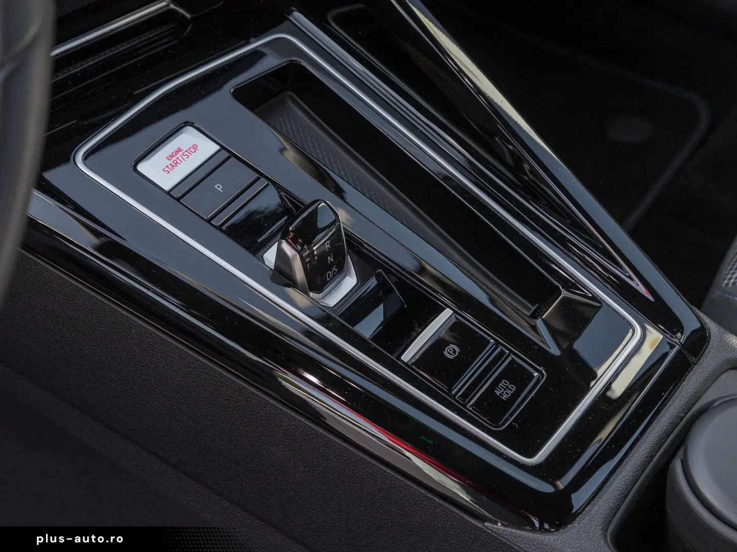 Golf GTE BLACK STYLE IQ.LIGHT DCC ACC NAVI LM18