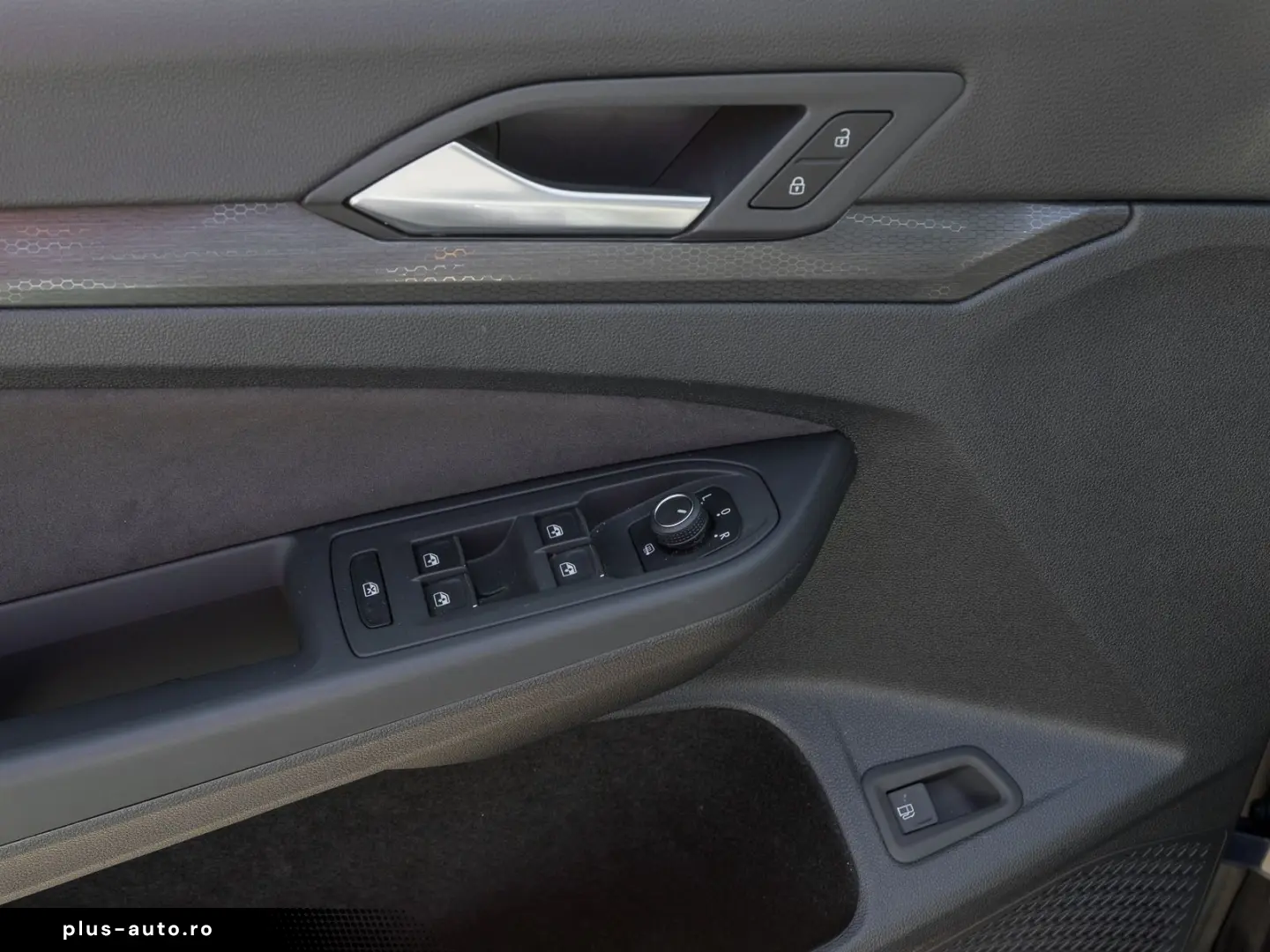 Golf GTE BLACK STYLE IQ.LIGHT DCC ACC NAVI LM18