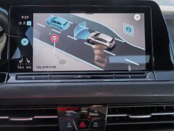 Golf GTE BLACK STYLE IQ.LIGHT DCC ACC NAVI LM18