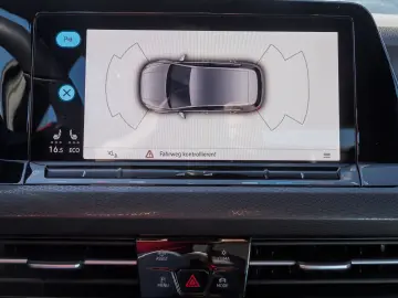 Golf GTE BLACK STYLE IQ.LIGHT DCC ACC NAVI LM18