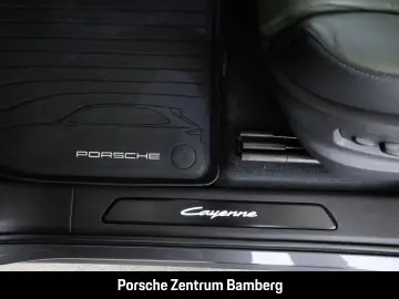 Cayenne E-Hybrid  PDCC  InnoDrive  HUD  Massage