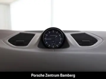 Cayenne E-Hybrid  PDCC  InnoDrive  HUD  Massage