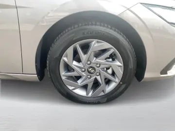 Hyundai Elantra 1.6 l 123 CP CVT Exclusive