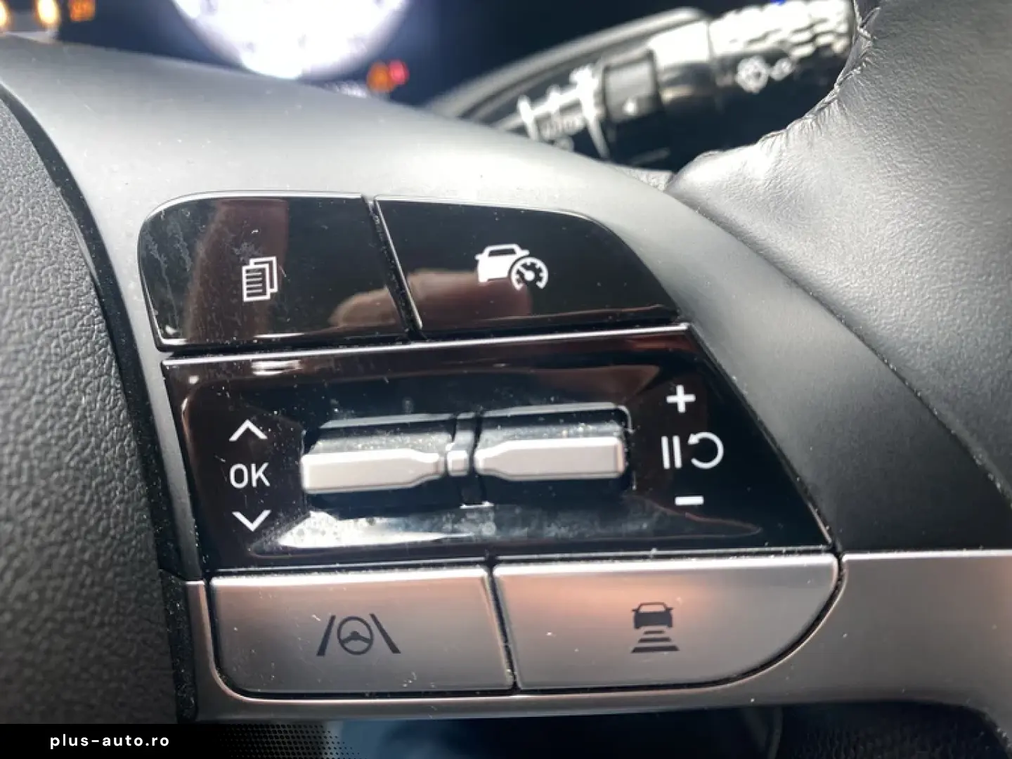 Hyundai Elantra 1.6 l 123 CP CVT Exclusive