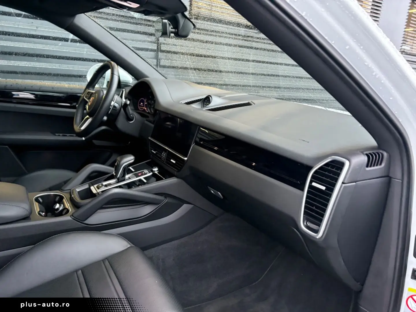 Cayenne Coupe E-Hybrid-INNO-HEAD UP-EL.AK-1.HAND