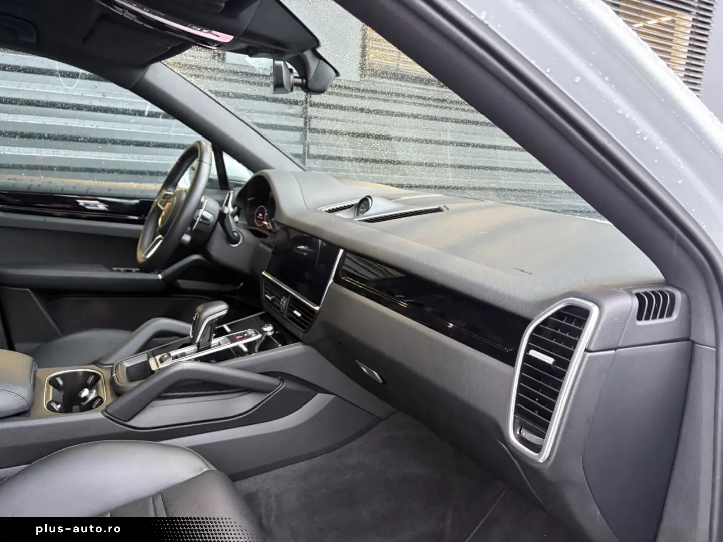 Cayenne Coupe E-Hybrid-INNO-HEAD UP-EL.AK-1.HAND