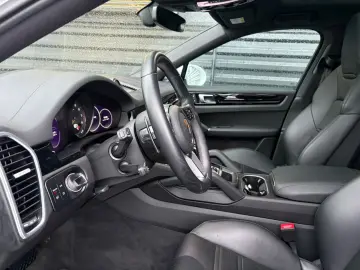 Cayenne Coupe E-Hybrid-INNO-HEAD UP-EL.AK-1.HAND