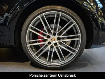 Cayenne GTS Pano AHK Luft 22-Zoll BOSE Matrix He