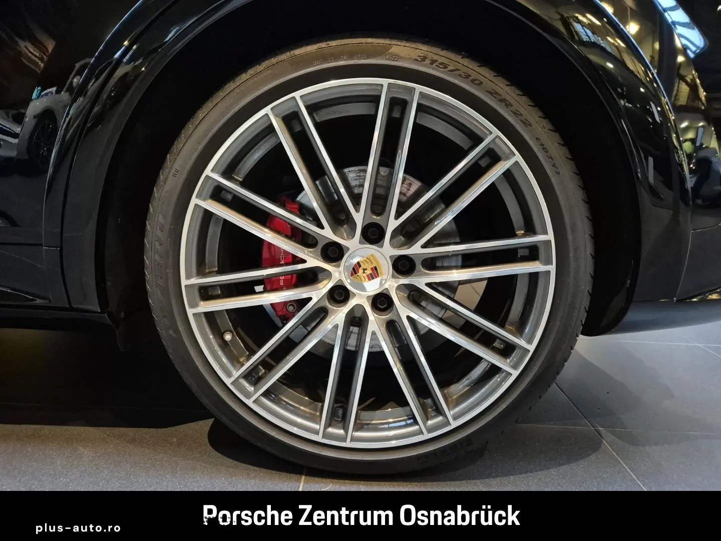 Cayenne GTS Pano AHK Luft 22-Zoll BOSE Matrix He