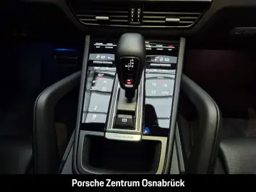 Cayenne GTS Pano AHK Luft 22-Zoll BOSE Matrix He