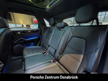 Cayenne GTS Pano AHK Luft 22-Zoll BOSE Matrix He